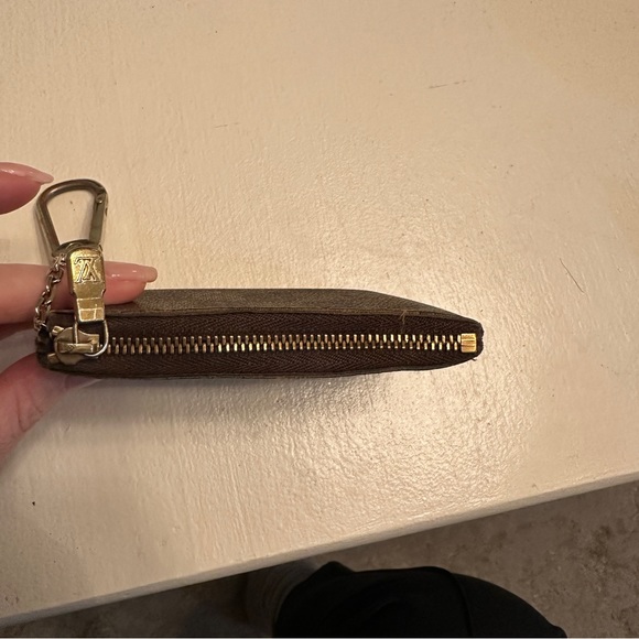 Louis Vuitton card case key chain - Picture 5 of 6